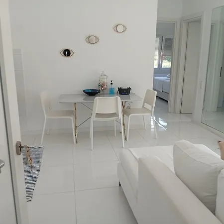 Enlightened Escape Appartement Néa Péramos